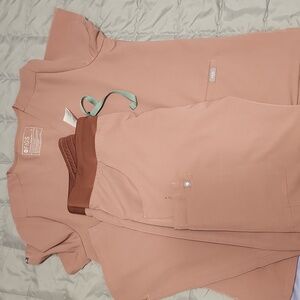 Figs Mauve scrub set size Medium